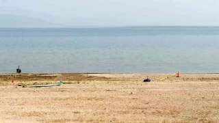 Eğirdir Gölü'nde 7 el bombası tespit edildi