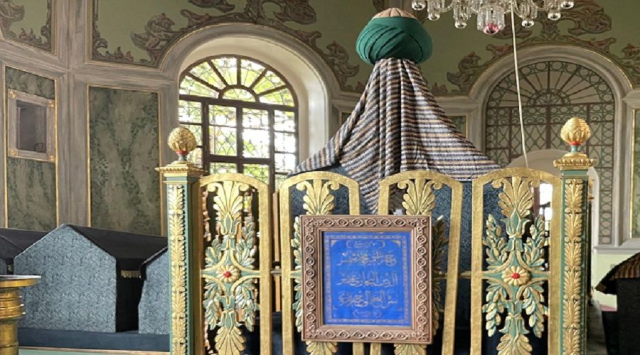 Emirsultan türbesi ziyarete açıldı