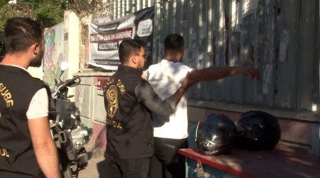 Esenyurt'ta okul nleri ve evresinde sk polis denetimi