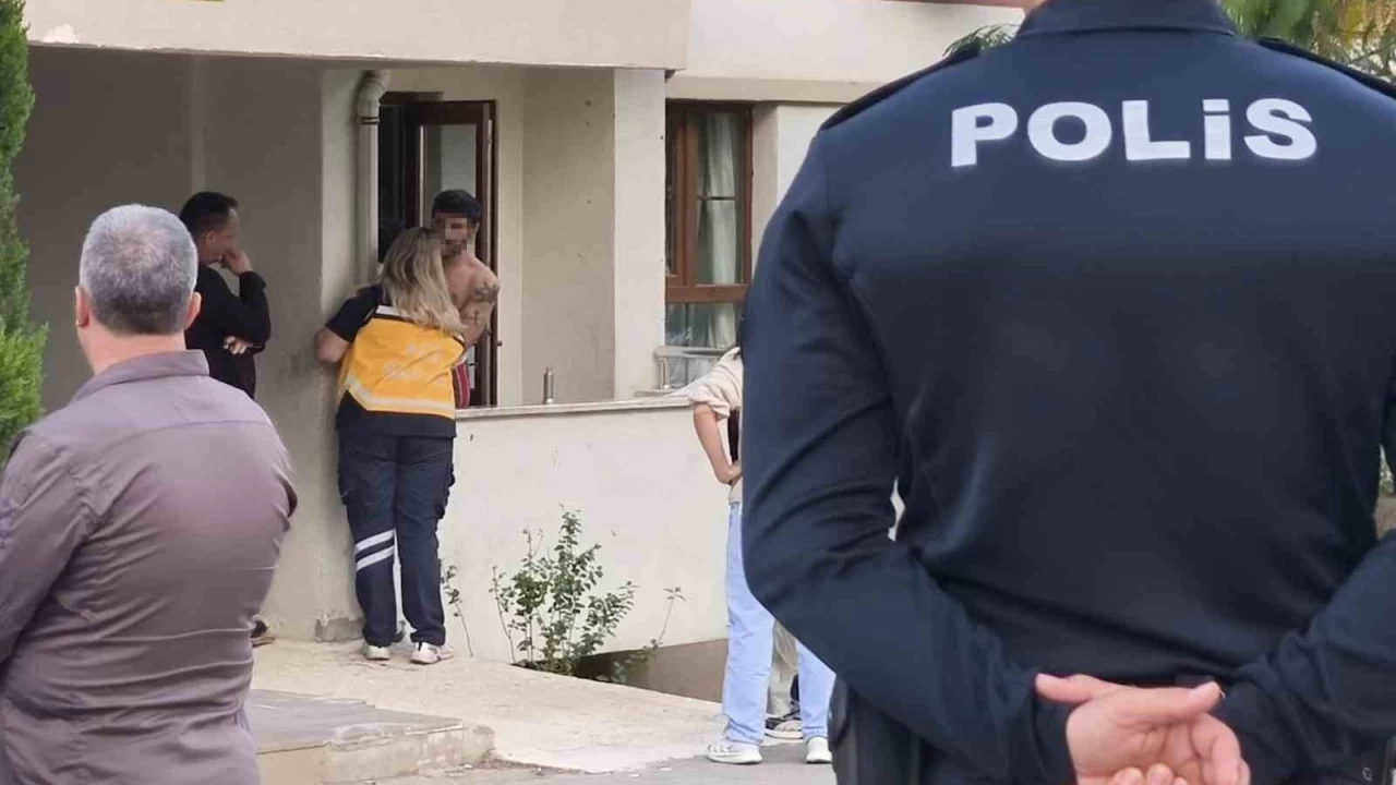 Eşi ve kızını yaralayıp rehin alan adam yakalandı