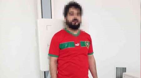 Fasl turistin midesinden 1.5 kilo esrar kt