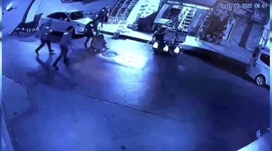 Fatih'te silahlı şahıs kız arkadaşını rehin aldı