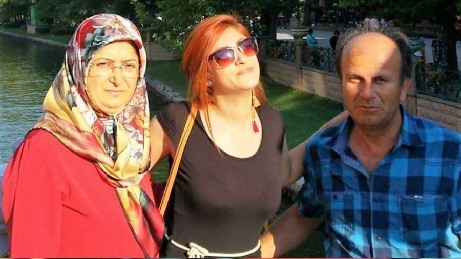 Feci kazada anne öldü, baba ile kızı yaralandı