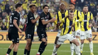 Fenerbahe Beikta'a yenildi, ampiyonluktan uzaklat