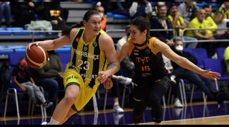 Fenerbahçe Dörtlü Final'e çok yakın