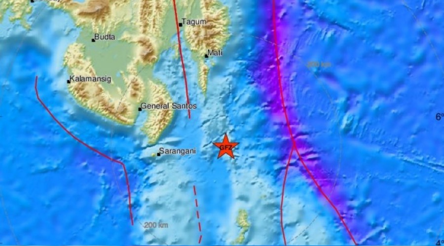 Filipinler�de 6 b�y�kl���nde deprem