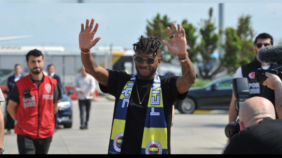 Fred imza için geldi! "Galatasaray işi bozmaya çalıştı"