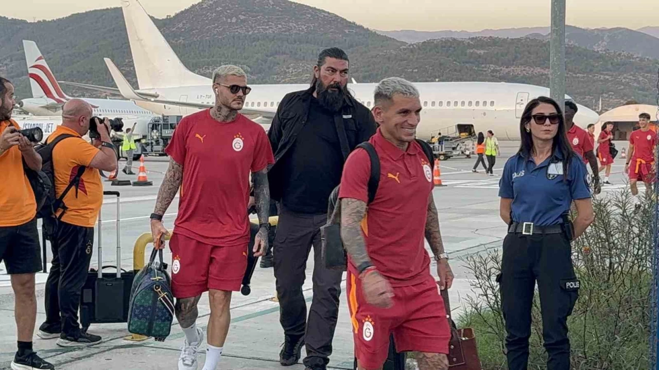 Galatasaray, Alanyaspor ma iin Antalya'da