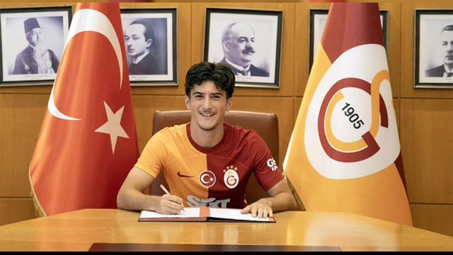 Galatasaray yeni transferini a��klad� 