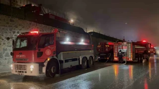 Gaziantep'te mobilya fabrikası yangını kontrol altına alındı
