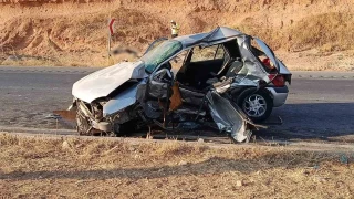 Gaziantep'te otomobiller �arp��t�: 3 �l�, 3 yaral�