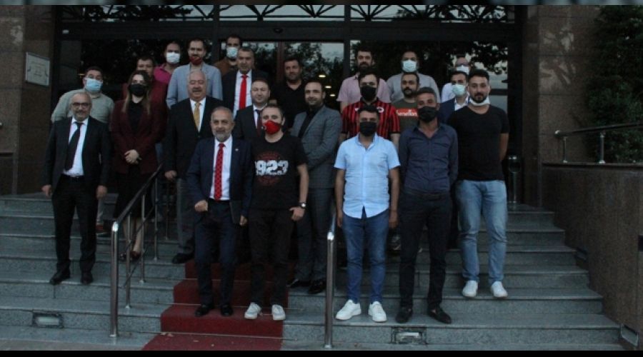 Gen�lerbirli�i'nde birlik sa�land�