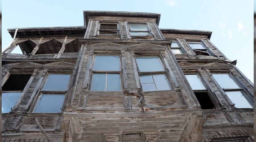 Girit Soka��nda tarihi konak kamula�t�r�ld�