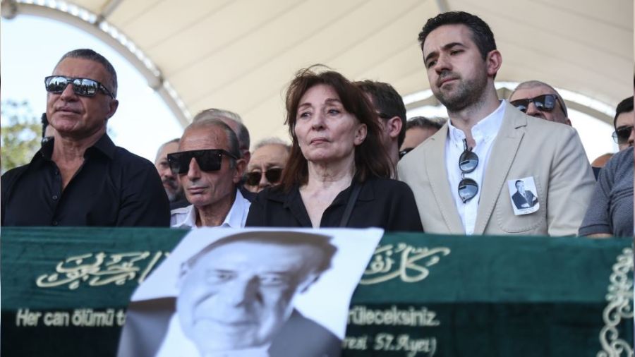 G�khan Abur son yolculu�una u�urland�