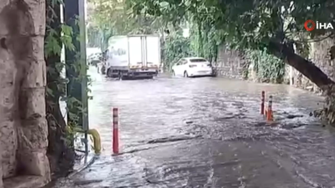 G�lhane park� sular alt�nda kald�