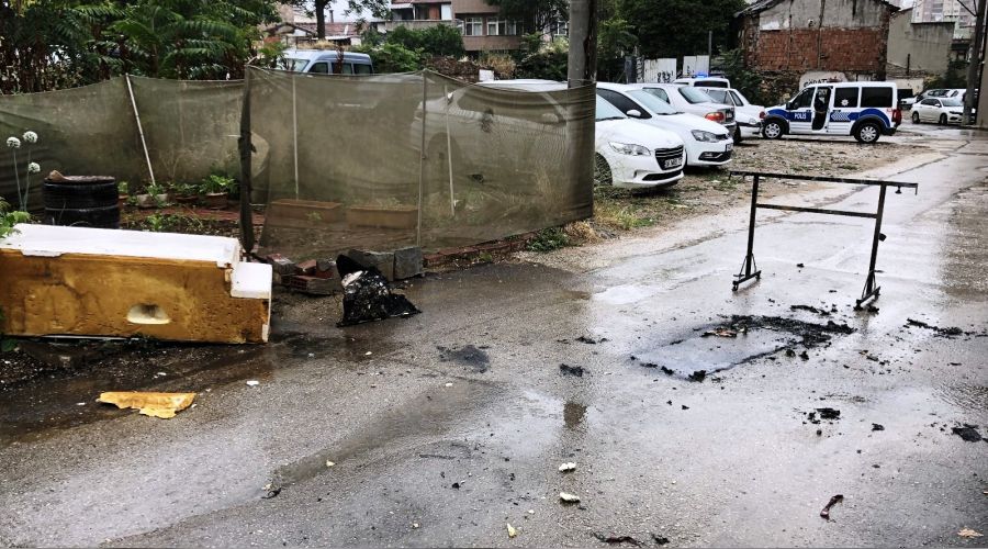 Hapisten çıktı, kendini yaktı