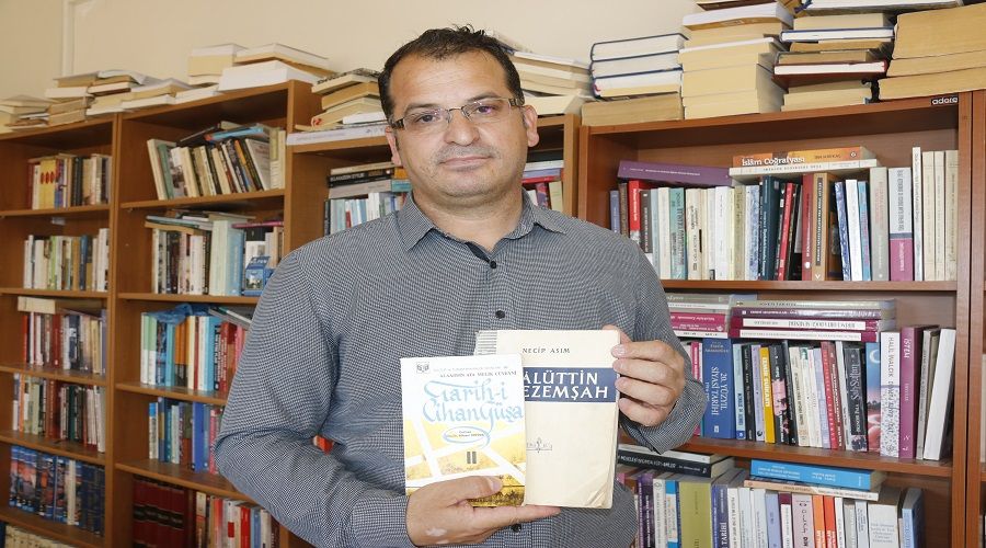 Harzemşah’ın mezarı Kars’ta mı, Silvan’da mı?