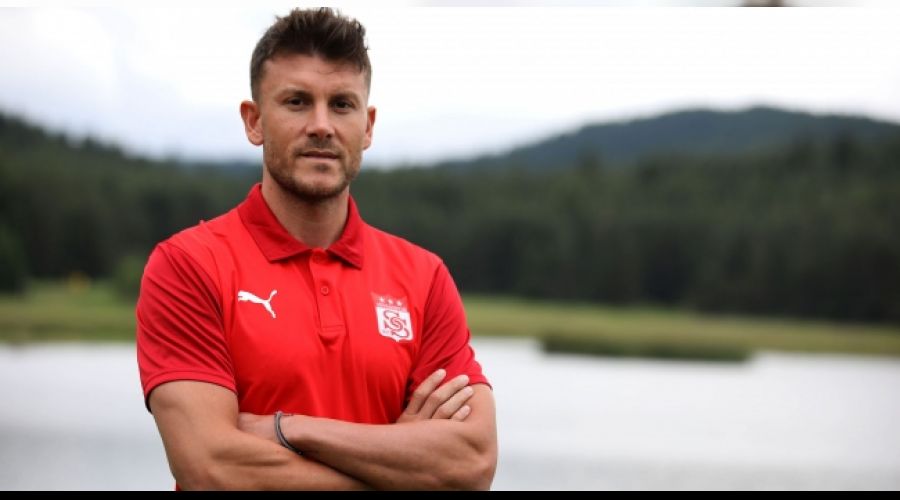 "Hi� d���nmeden kabul ettim"