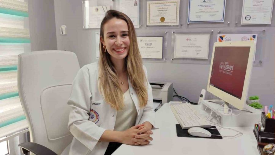 �ftarda aniden t�ketilen su, mide problemlerine yol a�abilir