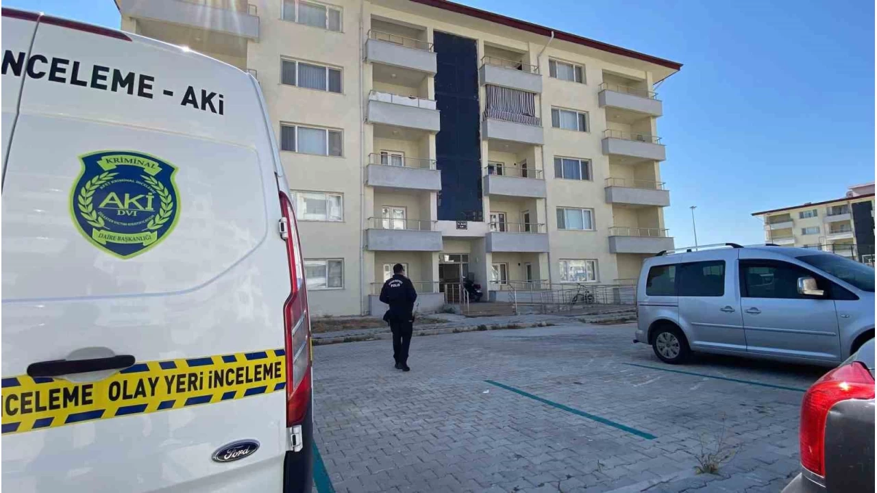nfaz koruma memuru evinde l bulundu