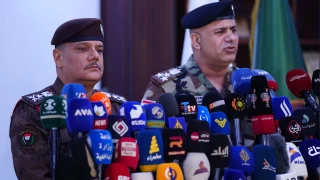 Irak, 'Haşdi Şabi'ye bağlı milis güçlerin Suriye'ye girdiği' iddialarını yalanladı