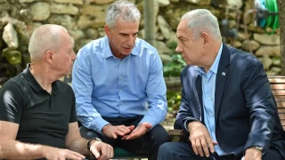İsrail basını: Netanyahu, Savunma Bakanı ile Mossad Şefi'nin görüşmesini engelledi