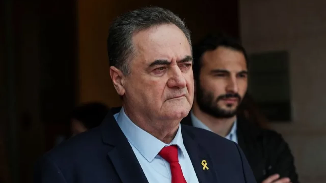 İsrail Savunma Bakanı: "Hamaney, İsrail'e füze fırlatmaya devam ederse Tahran yanacak"