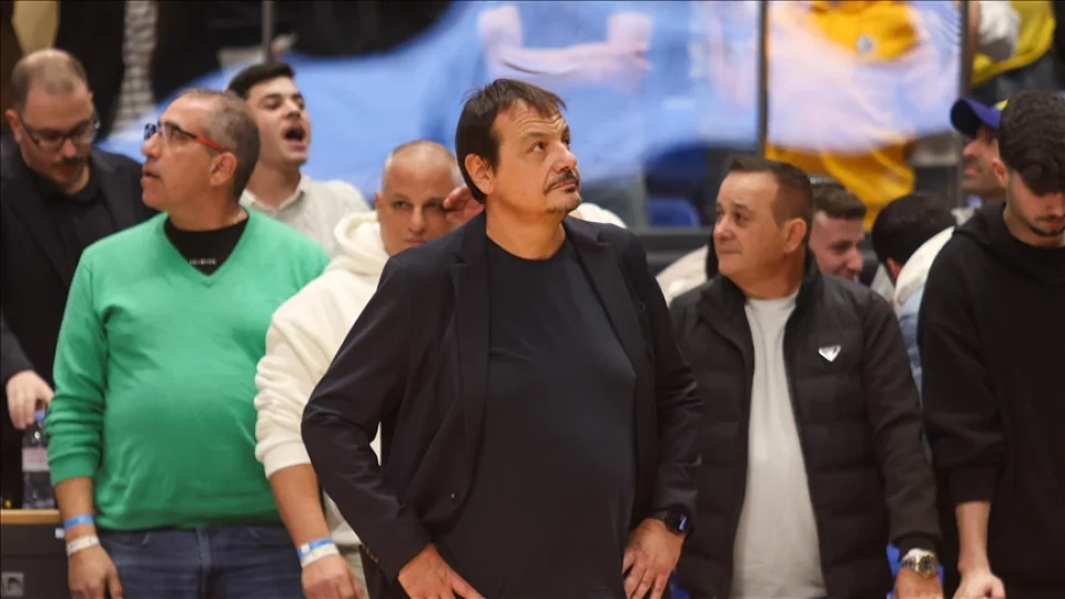 İsrail’de, Ergin Ataman'a çirkin saldırı