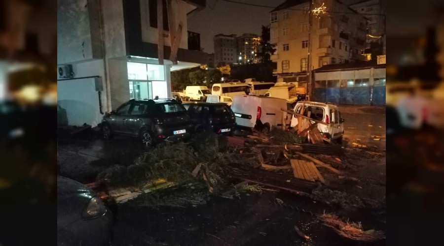 İstanbul yağmurda yine çaresiz