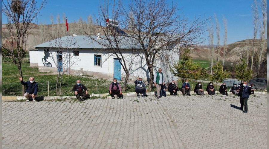 �stanbul'dan ka�t�lar, k�ylerine Covid-19'u sokmad�lar