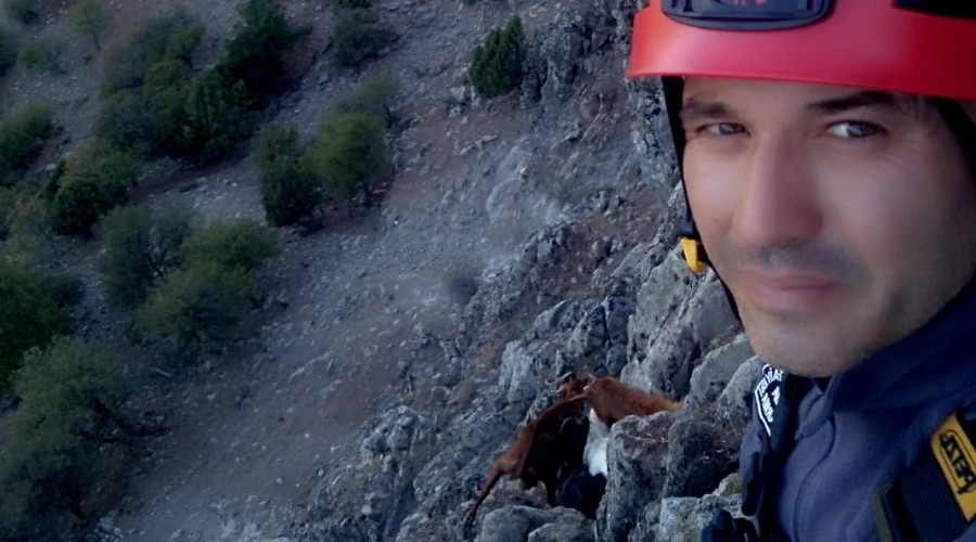 �tfaiyeden ke�i kurtarma operasyonu