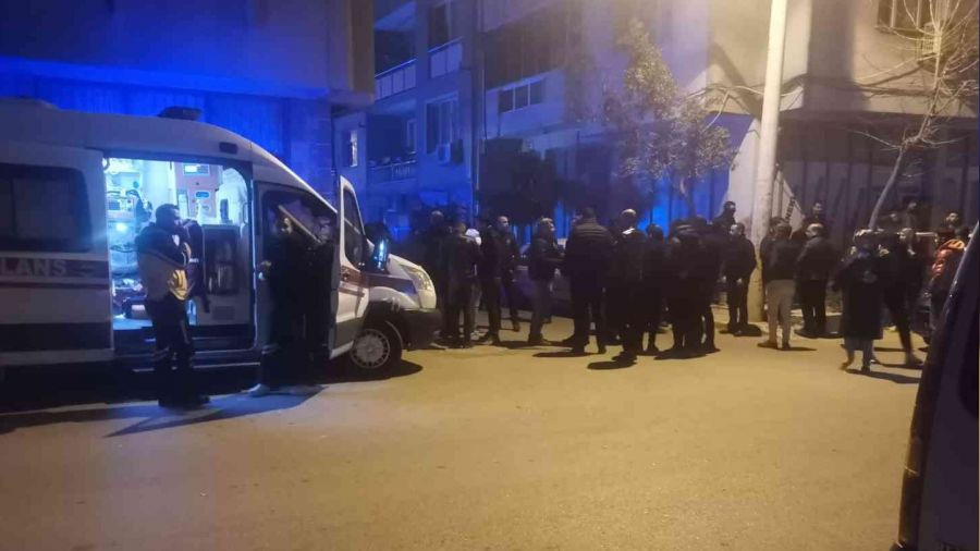 İzmir'de sır ölüm: 18 yaşındaki genç sokak ortasında ölü bulundu