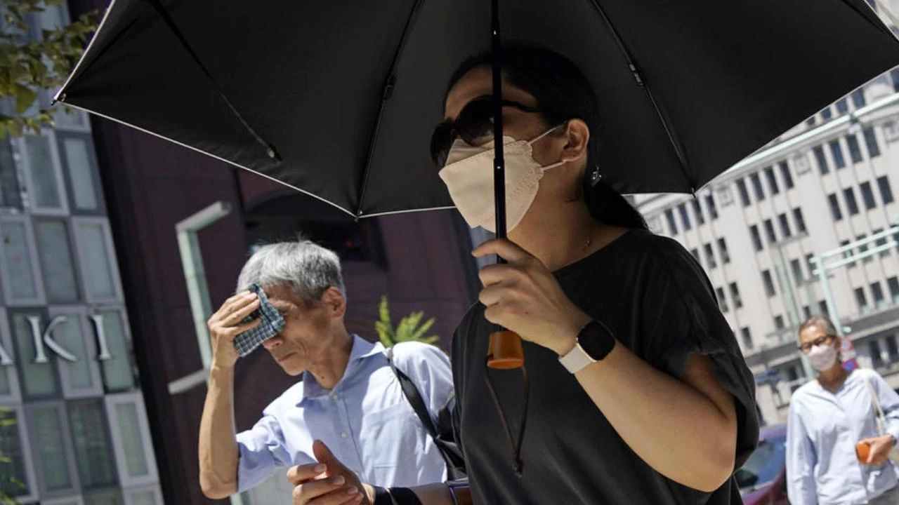Japonya'da ülke tarihindeki en yüksek sıcaklık görüldü