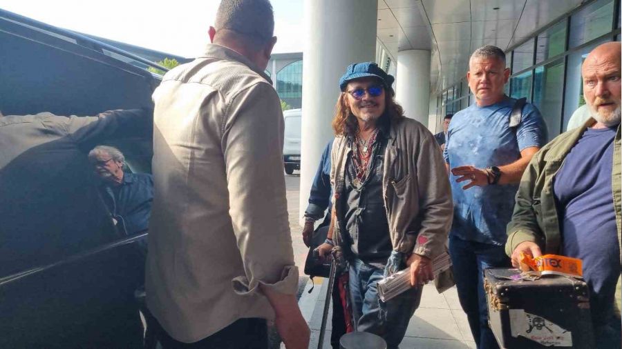 Johnny Depp �stanbul'a geldi