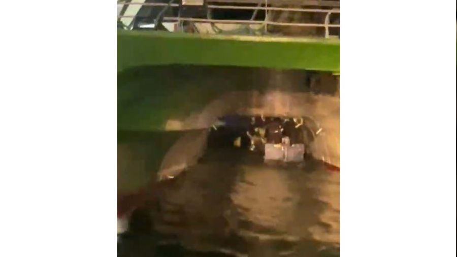 Ka�ak midye avc�lar� su��st� yakalad�