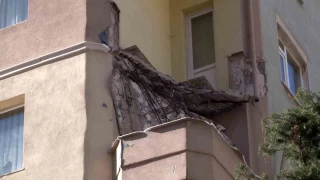 Kadky'de binann balkonu kt
