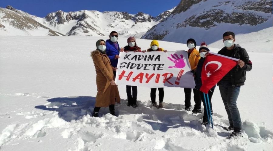 Kadın dağcılar Bolkarlara tırmandı