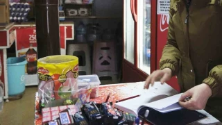 Karaman'da hay�rsever, mahalle bakkal�ndaki borcu kapatt�