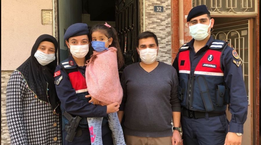 Kaybolan küçük kız jandarma tarafından bulundu
