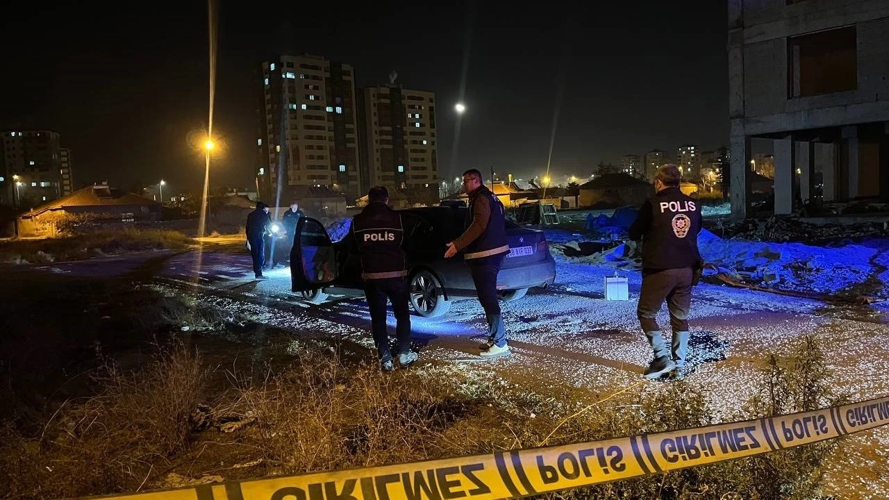 Kayseri'de ara� i�inde infaz