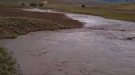 Kayseri'de sağanak sele döndü
