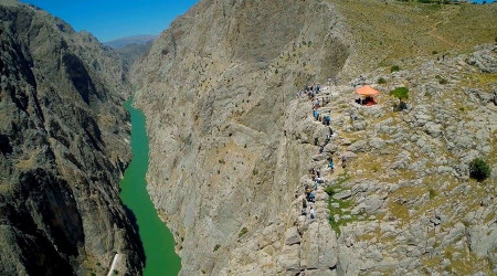 Kemaliye: "Cennet gibi güzel bahçe"