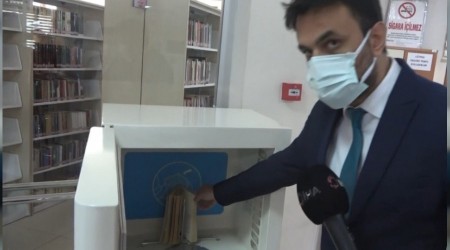 Kitaplar dezenfekte edilerek okuyuculara veriliyor
