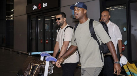 Kluivert, Adana Demirspor için geldi