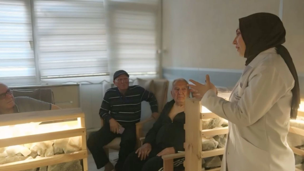 KOAH ve ast�m hastalar� tuz ma�aras�nda �ifa ar�yor