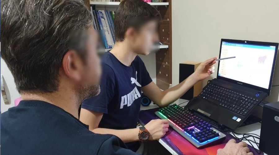 'Kodlama Öğrenmenin Yaşı Yok' projesi