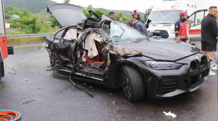 Kuzey Marmara Otoyolu'nda feci kaza: 2'si ağır, 3 yaralı