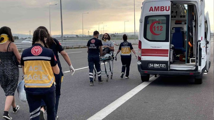 Kuzey Marmara Otoyolu'nda tır ile ticari araç çarpıştı