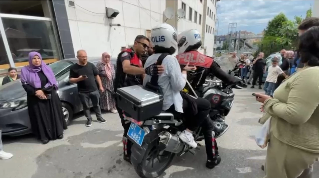 LGS'ye geç kalan öğrencileri polisler yetiştirdi