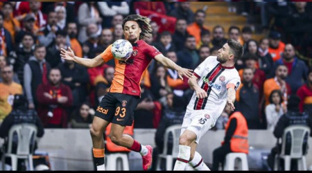 Lider Galatasaray'a Karagümrük çelmesi